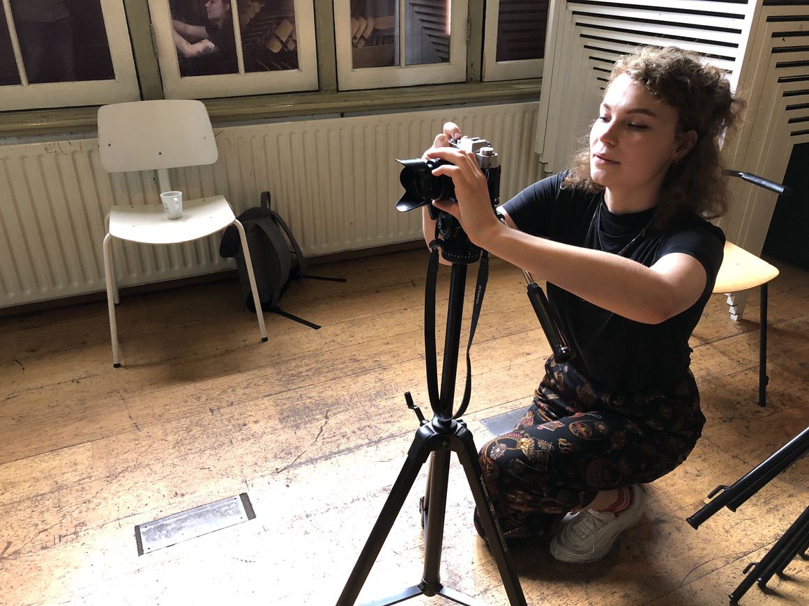 Louisa preparing the camera